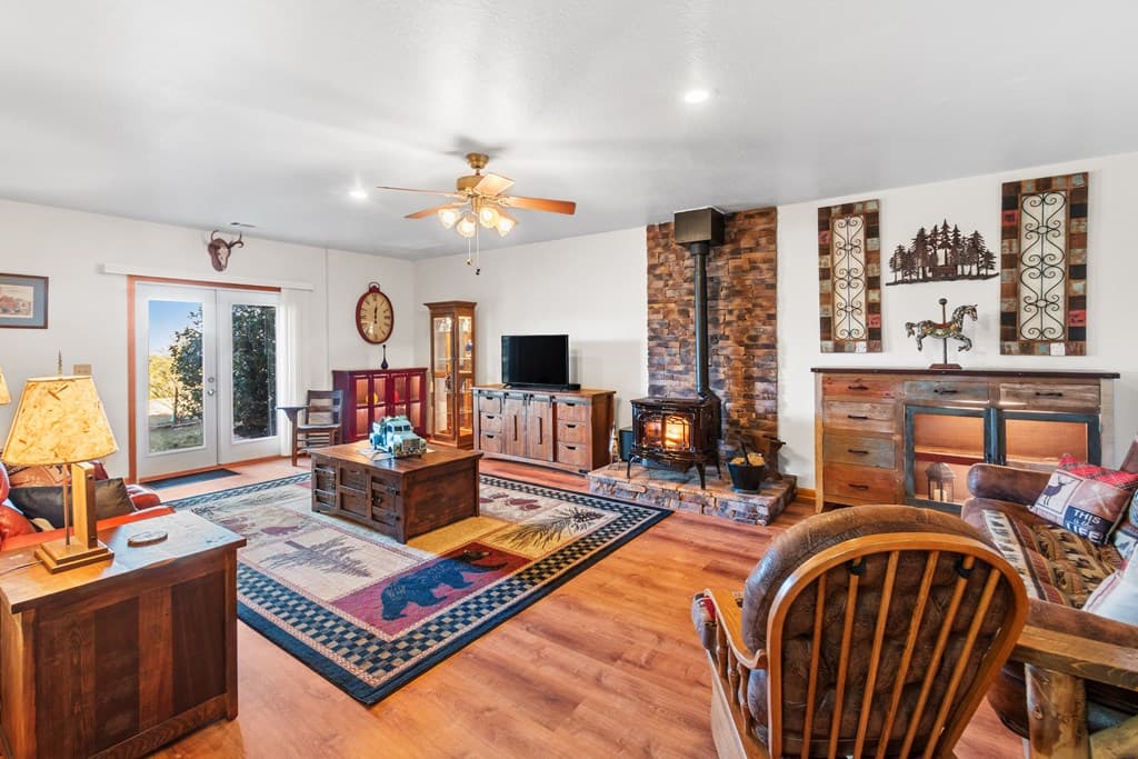 27 Sky High Drive, Blairsville GA 30512 - Photo