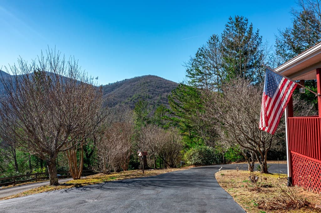 27 Sky High Drive, Blairsville GA 30512 - Photo