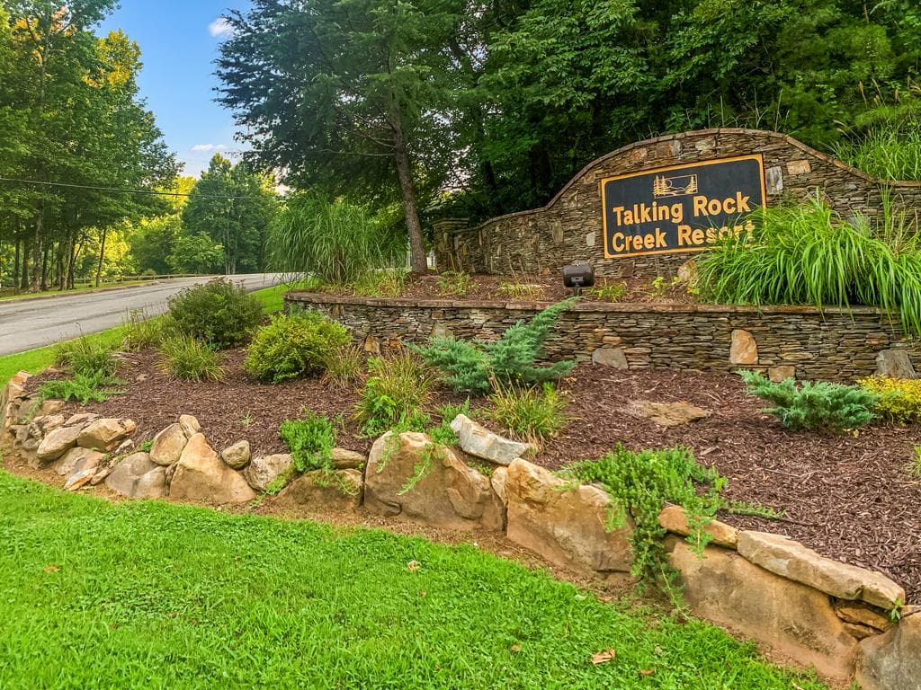 lot 1694 Shade Tree Drive, Talking Rock GA 30175 - Primary photo