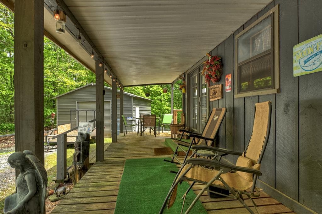 636 Bear Paw Trail, Blue Ridge GA 30513 - Photo