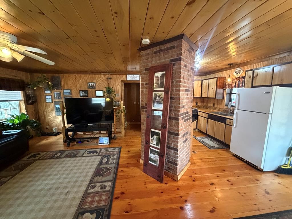 636 Bear Paw Trail, Blue Ridge GA 30513 - Photo