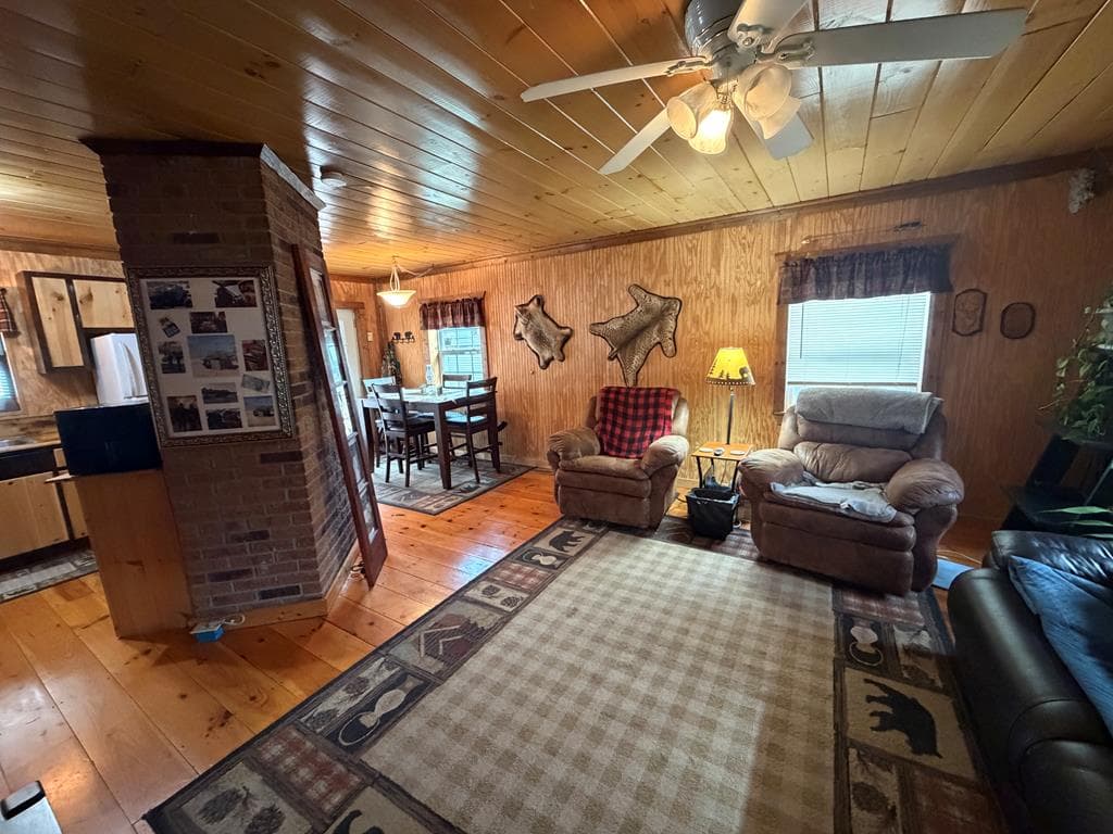 636 Bear Paw Trail, Blue Ridge GA 30513 - Photo