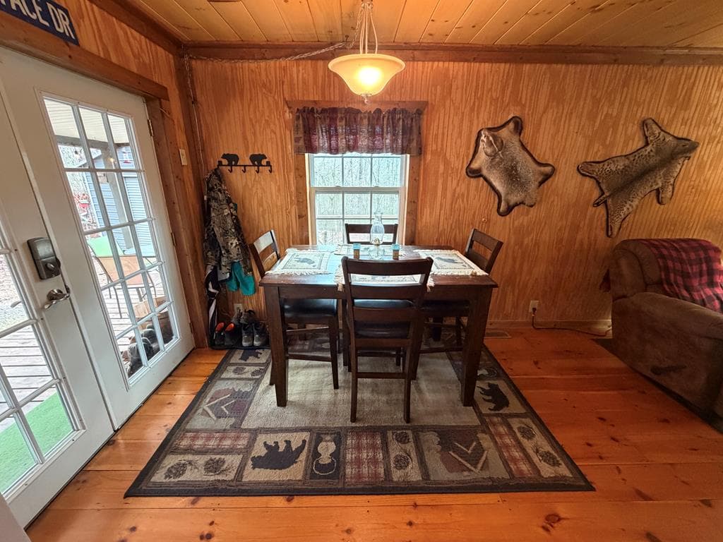 636 Bear Paw Trail, Blue Ridge GA 30513 - Photo