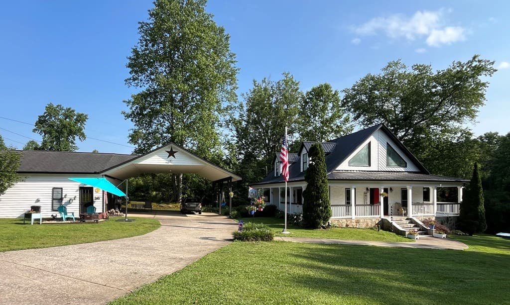 3988 Humphrey Mill Road, Mineral Bluff GA 30559 - Photo