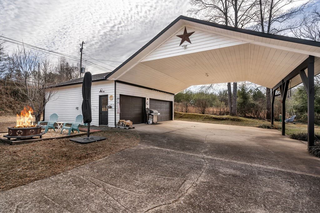 3988 Humphrey Mill Road, Mineral Bluff GA 30559 - Photo