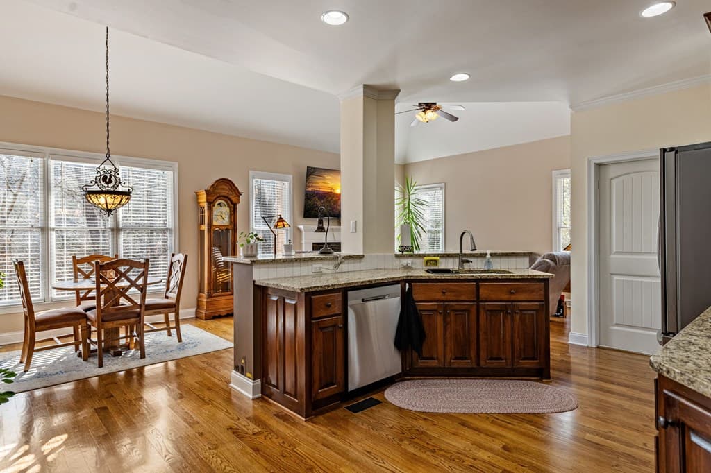 381 Madison Lane, Jasper GA 30143 - Photo