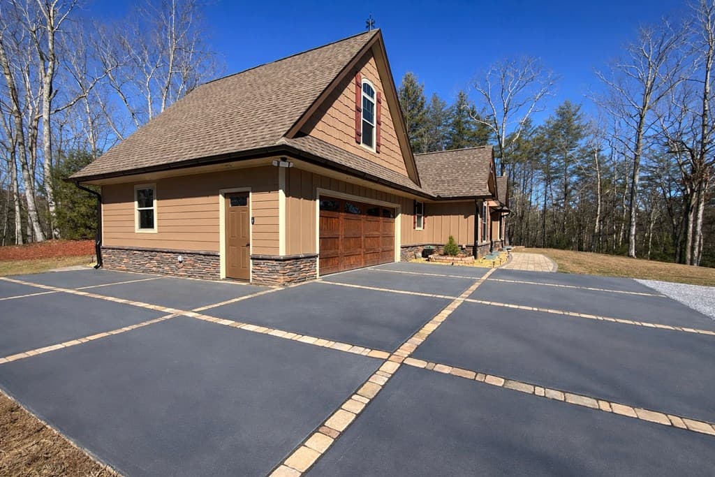3331 Gumlog Road, Young Harris GA 30582 - Photo