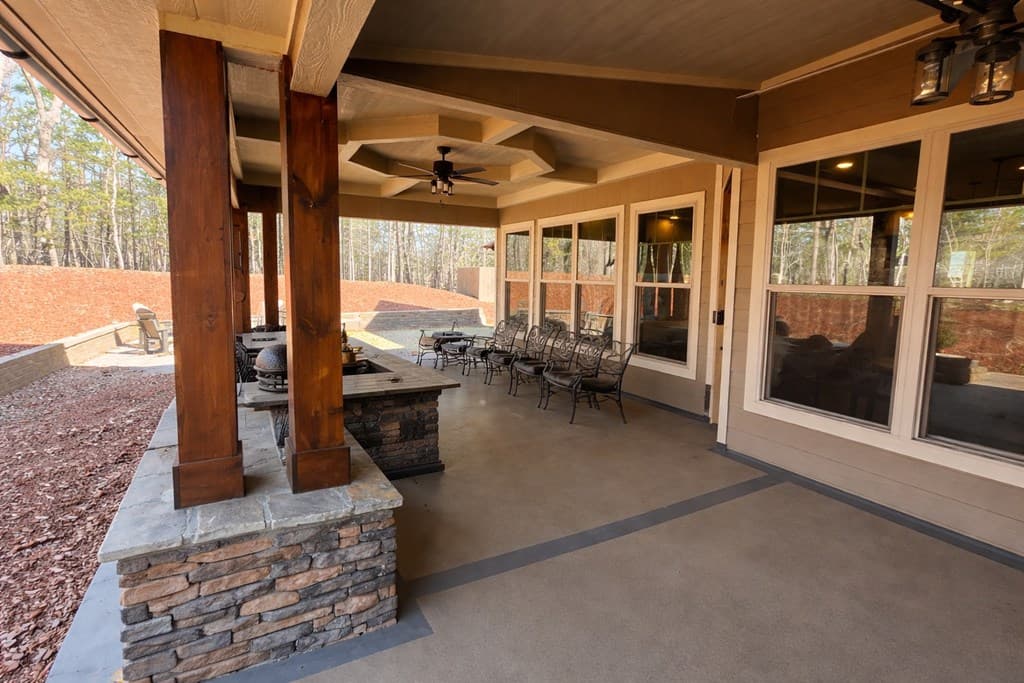 3331 Gumlog Road, Young Harris GA 30582 - Photo