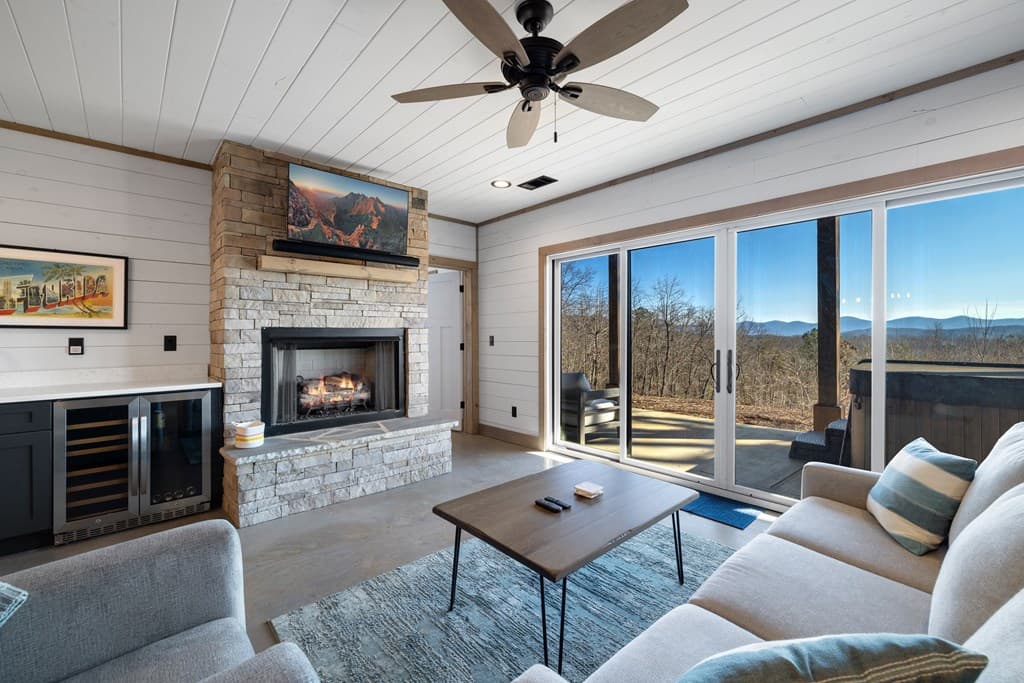 310 Wunder Bear Ridge Road, Morganton GA 30560 - Photo