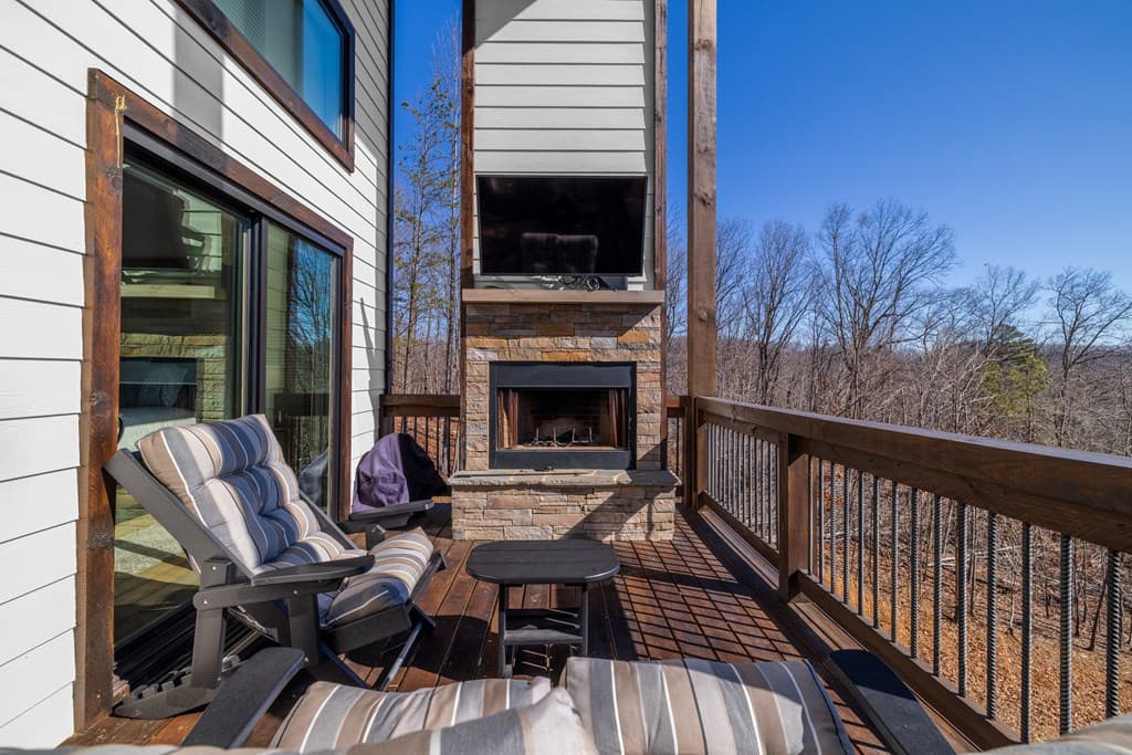 310 Wunder Bear Ridge Road, Morganton GA 30560 - Photo
