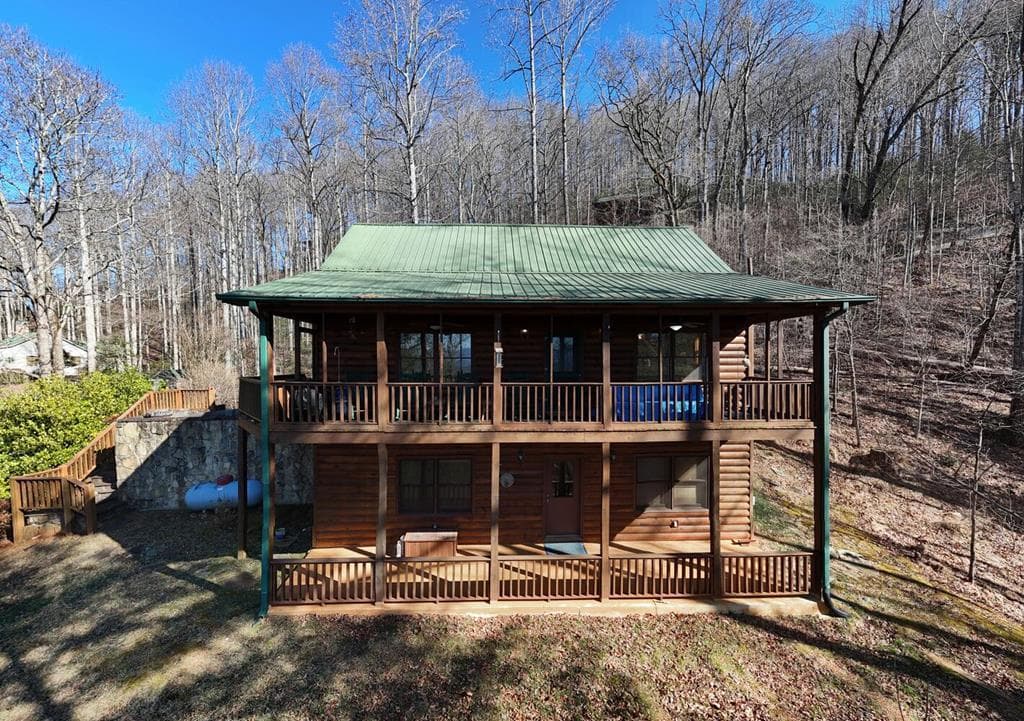 310 Barefoot Hills Road, Hiawassee GA 30546 - Photo