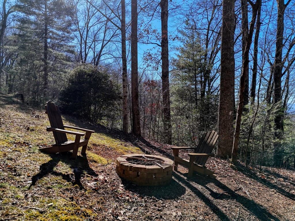 310 Barefoot Hills Road, Hiawassee GA 30546 - Photo