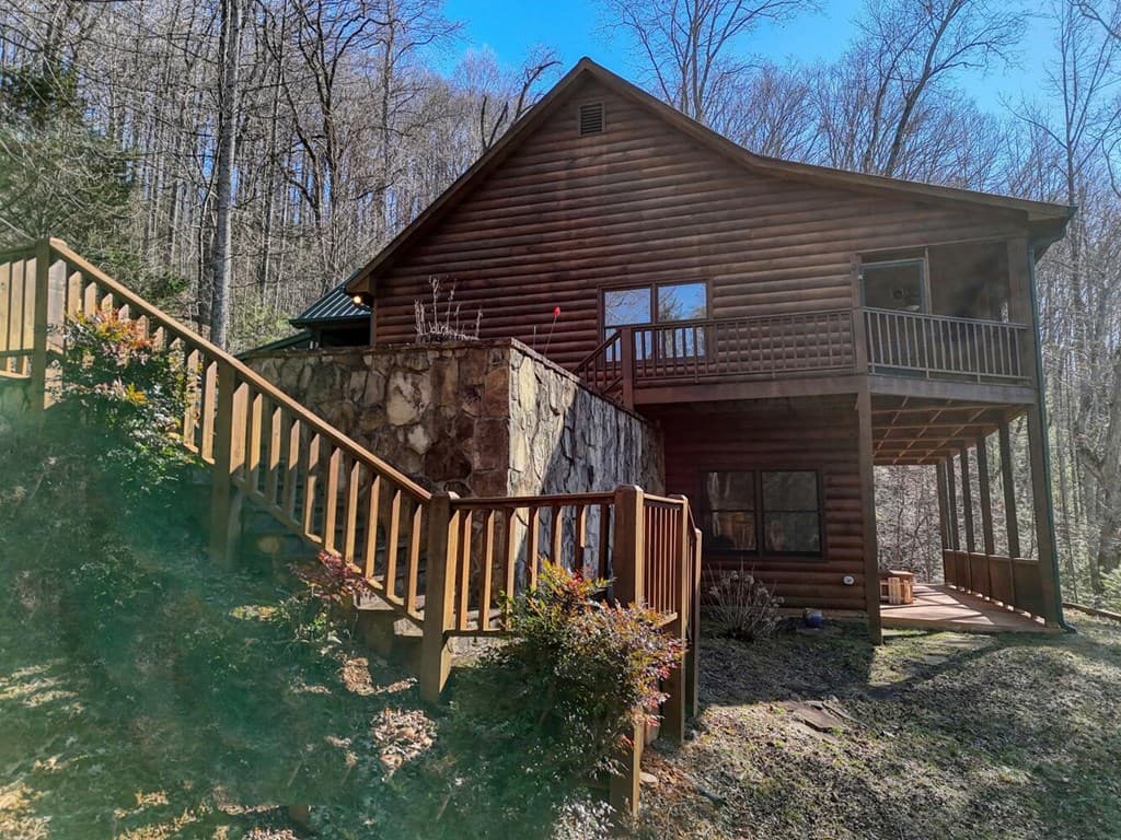 310 Barefoot Hills Road, Hiawassee GA 30546 - Photo