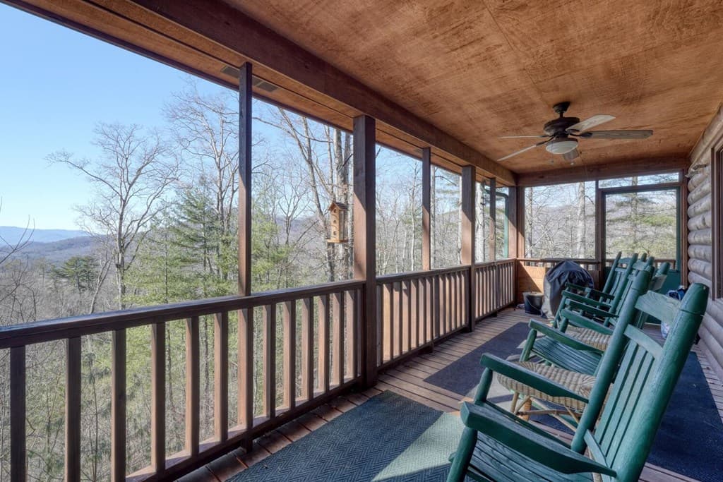 310 Barefoot Hills Road, Hiawassee GA 30546 - Photo