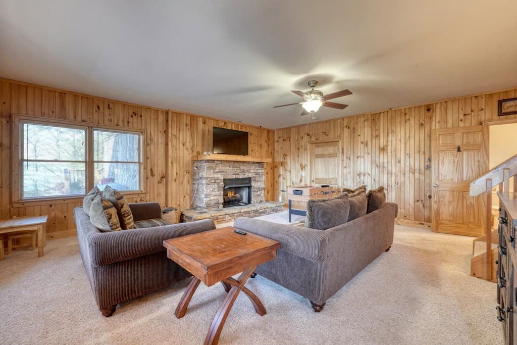 310 Barefoot Hills Road, Hiawassee GA 30546 - Photo