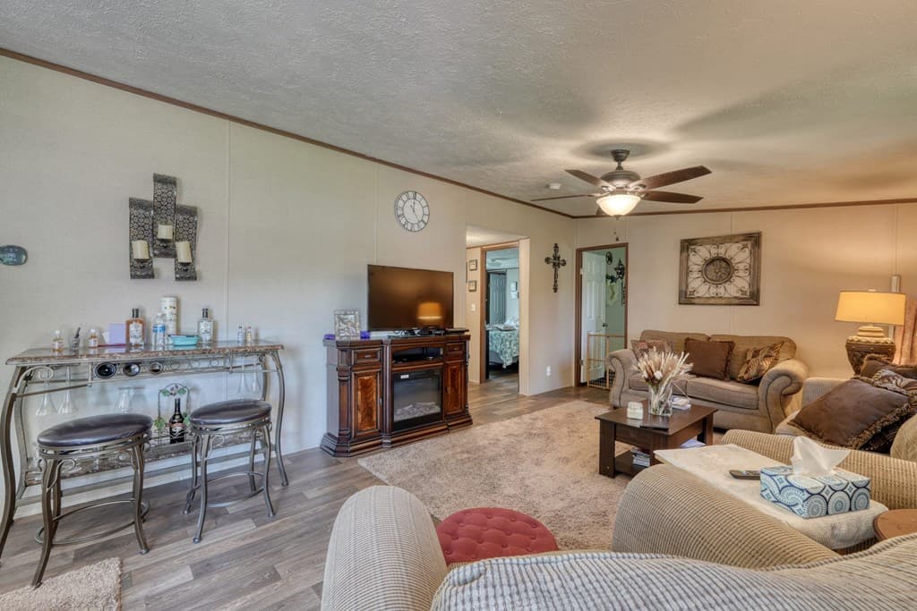 9656 Phillips Road, Young Harris GA 30582 - Photo