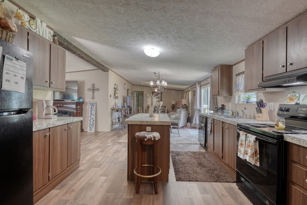 9656 Phillips Road, Young Harris GA 30582 - Photo