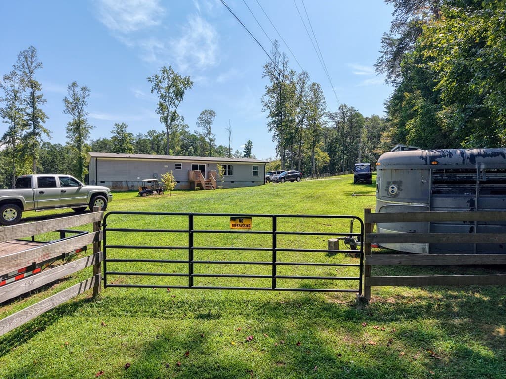 9656 Phillips Road, Young Harris GA 30582 - Photo