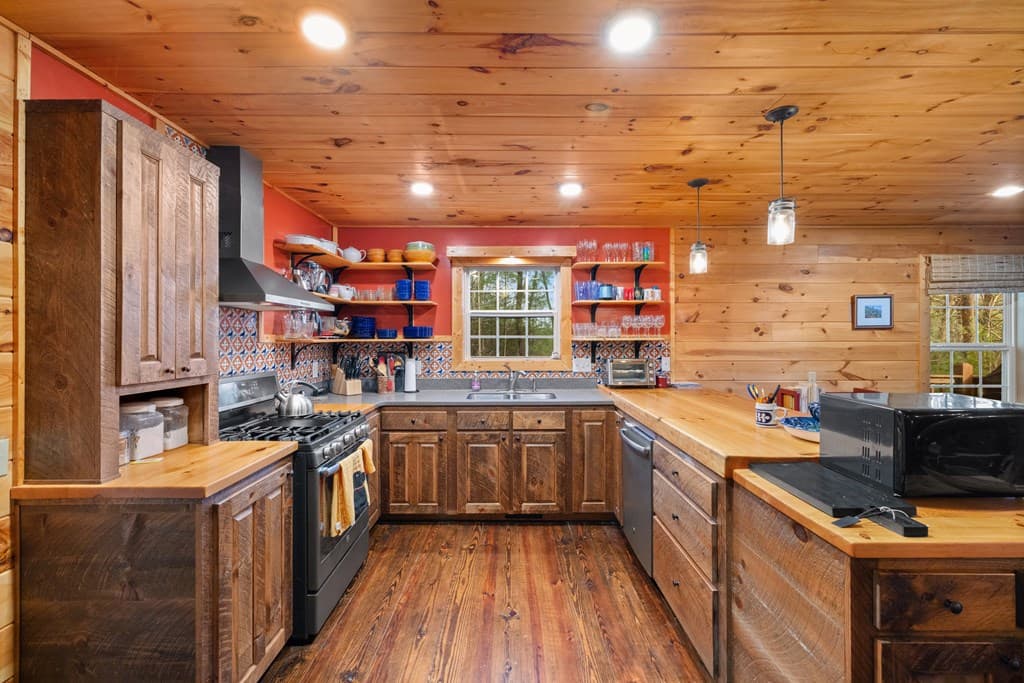 148 Dream Cove Road, Blue Ridge GA 30513 - Photo