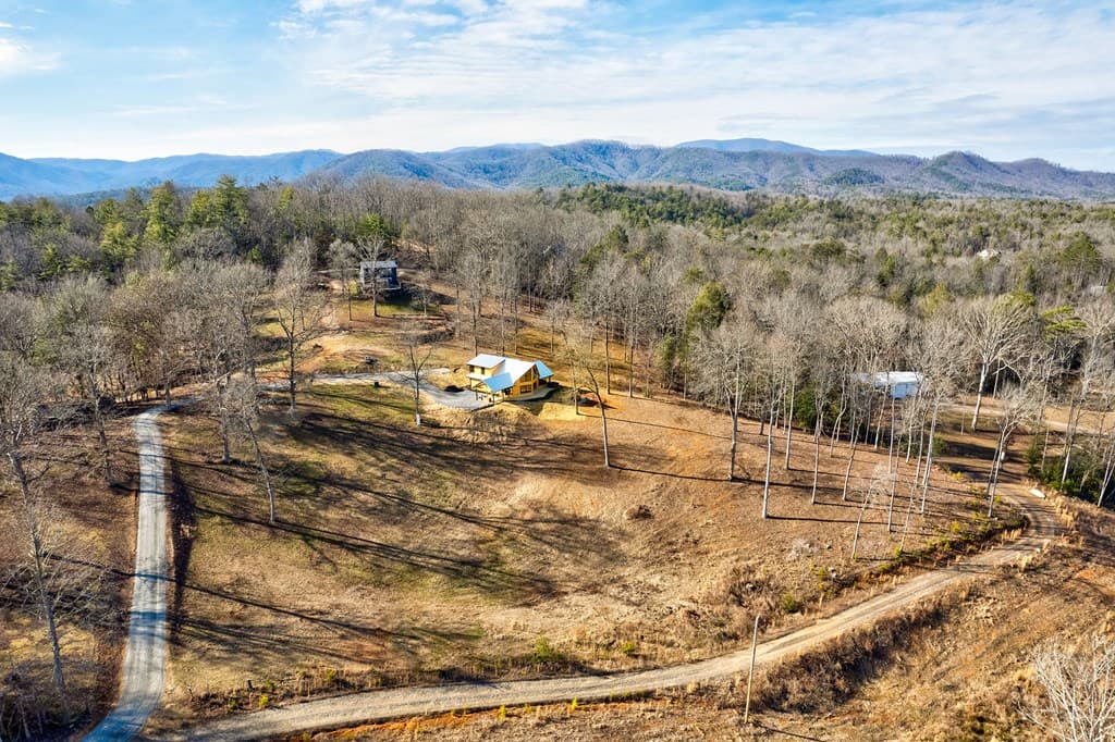 187 Briar Woods Lane, Blue Ridge GA 30513 - Photo
