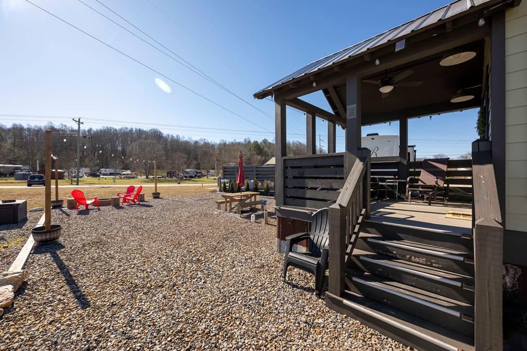 192 Mountain Meadows Drive, Morganton GA 30560 - Photo