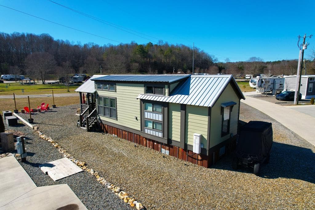 192 Mountain Meadows Drive, Morganton GA 30560 - Primary photo