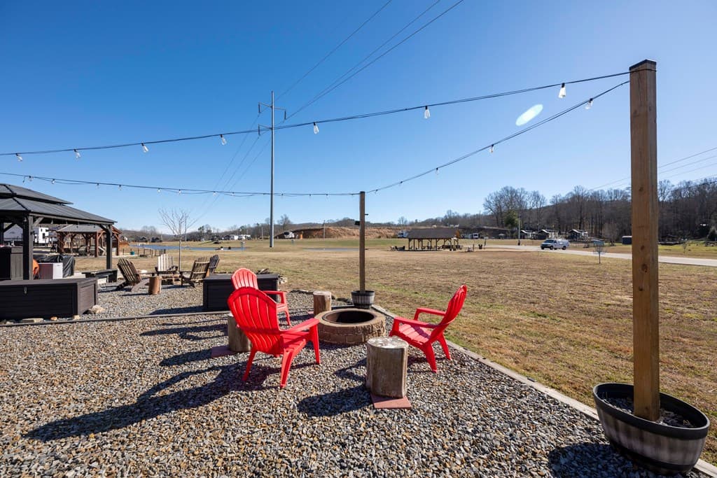 192 Mountain Meadows Drive, Morganton GA 30560 - Photo
