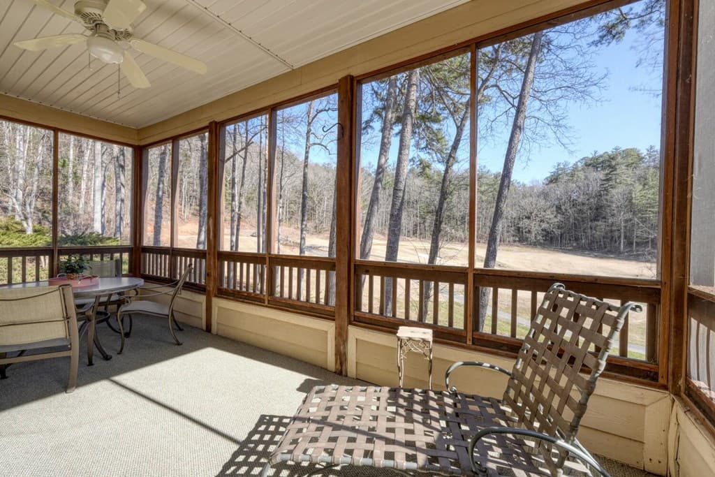 112 Glen Eagle Ct D202, Clayton GA 30525 - Photo