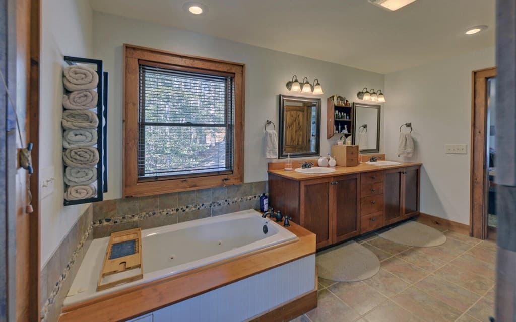 483 Vineyard Creek Way, Murphy NC 28906 - Photo