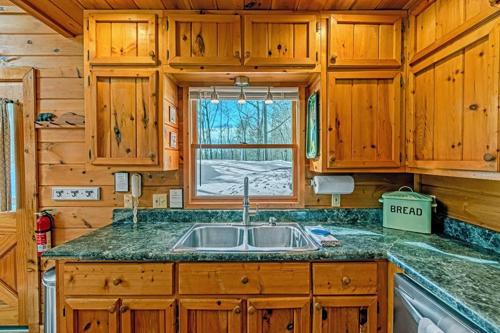 1023 Knollwood Road, Mineral Bluff GA 30559 - Photo