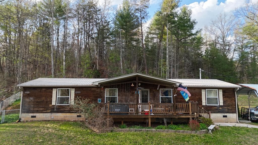 67 Eagle Lane, Hayesville NC 28904 - Primary photo