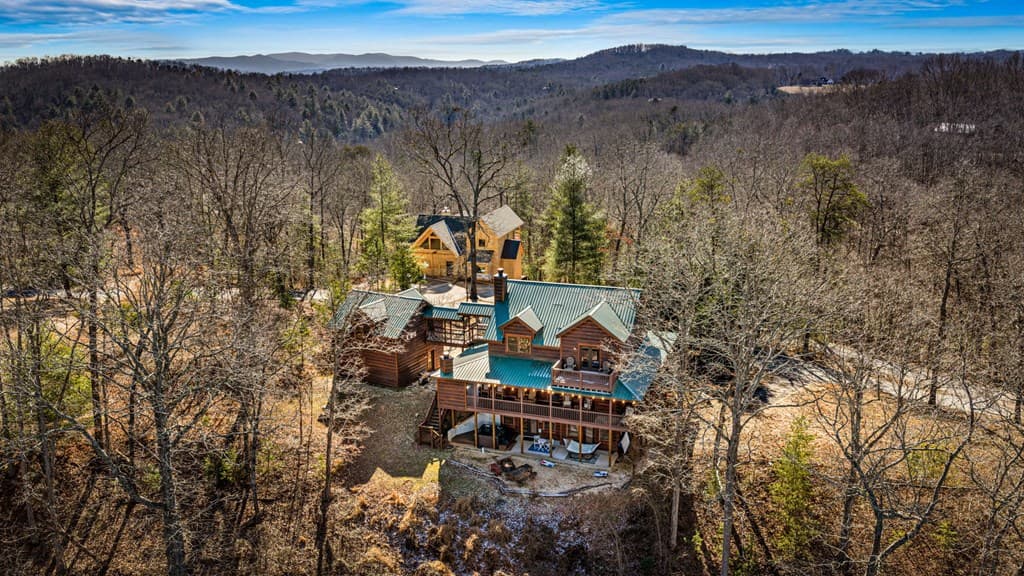 31 Hope Drive, Blue Ridge GA 30513 - Photo