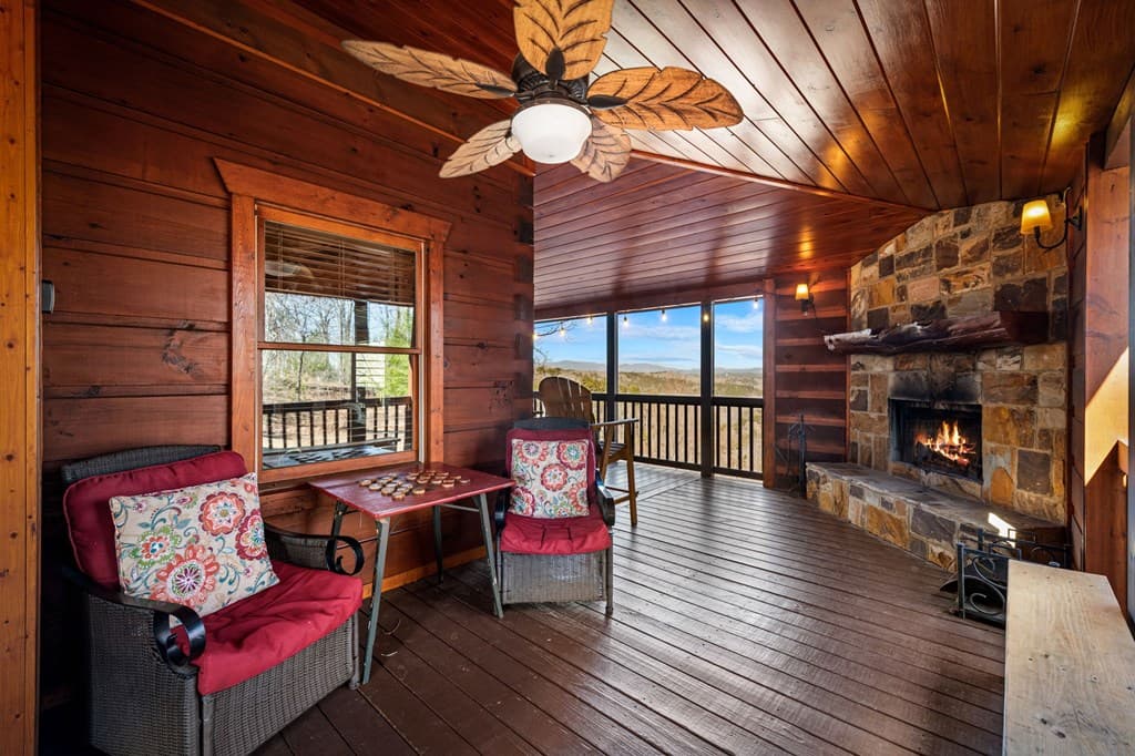 31 Hope Drive, Blue Ridge GA 30513 - Photo