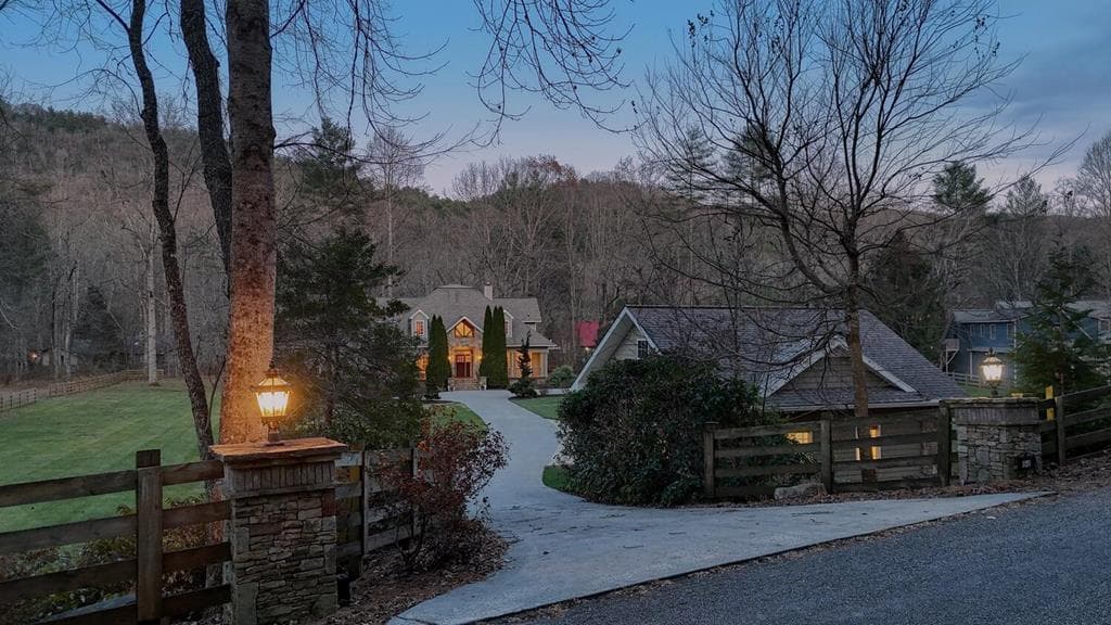 1949 Big Pine Drive, Hiawassee GA 30546 - Photo
