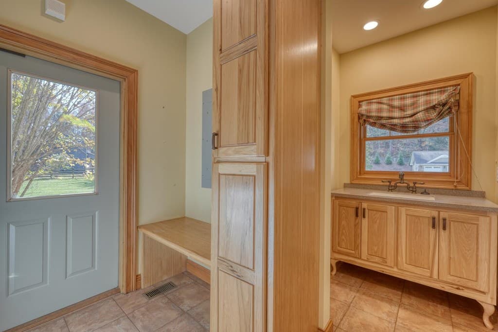 1949 Big Pine Drive, Hiawassee GA 30546 - Photo