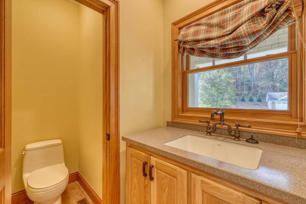 1949 Big Pine Drive, Hiawassee GA 30546 - Photo