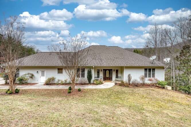 105 Carroll Lake Lane, Hayesville NC 28904 - Photo