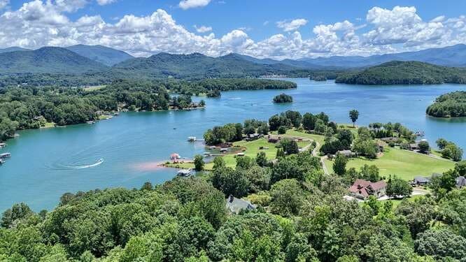 29 Caboose Lane, Hayesville NC 28904 - Photo
