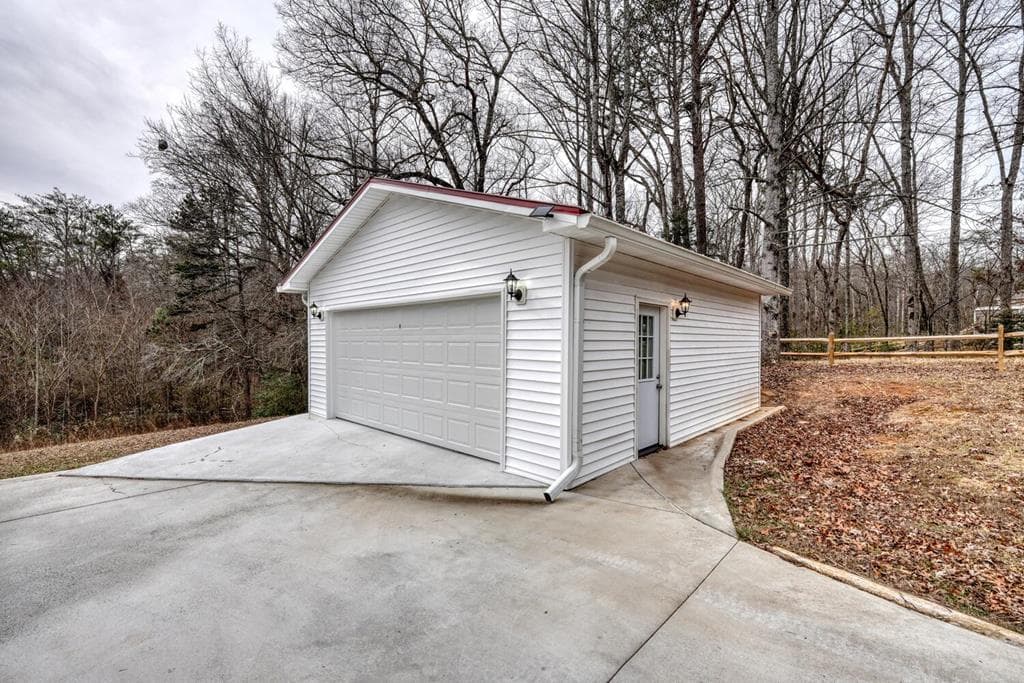 643 Number 20 Mine Road, Mccaysville GA 30555 - Photo