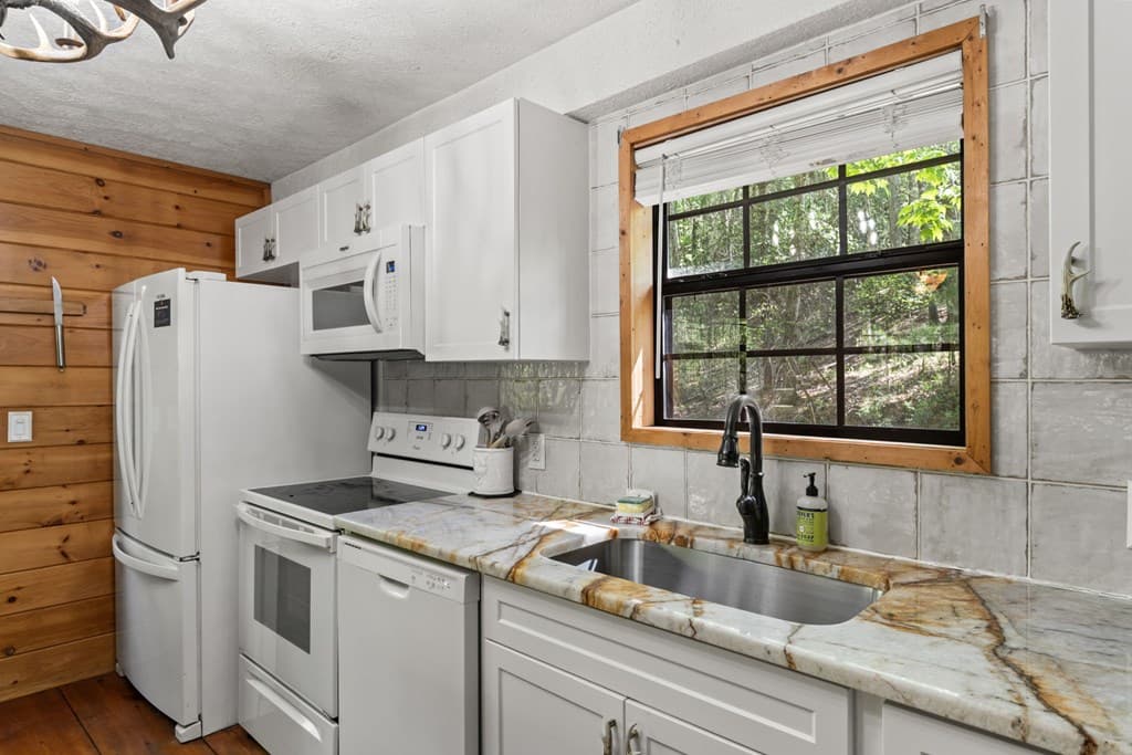 266 Mabry Lane, Morganton GA 30560 - Photo