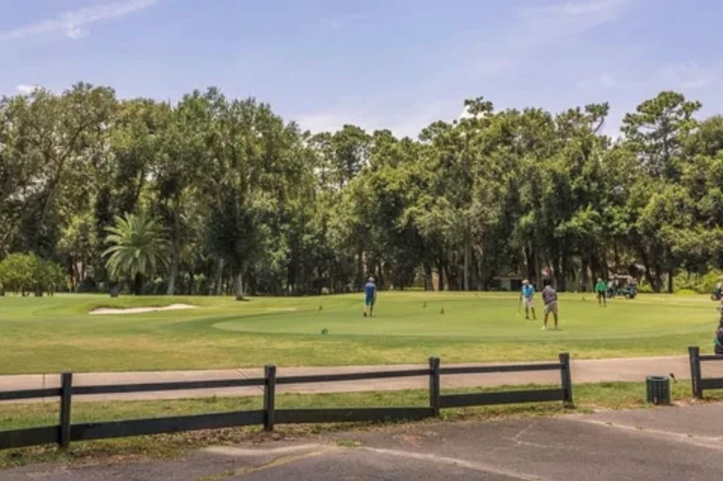 120 Montrose, St Simons Island GA 31522 - Photo