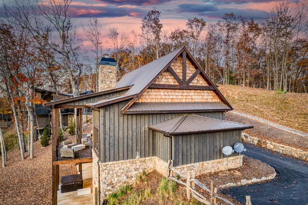 180 Wawayanda Drive, Mineral Bluff GA 30559 - Photo