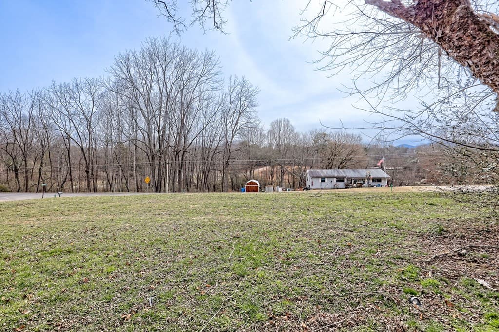 25 Grizzle Drive, Blairsville GA 30512 - Photo