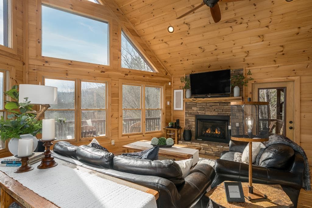 411 Ridge Trail, Blue Ridge GA 30513 - Photo