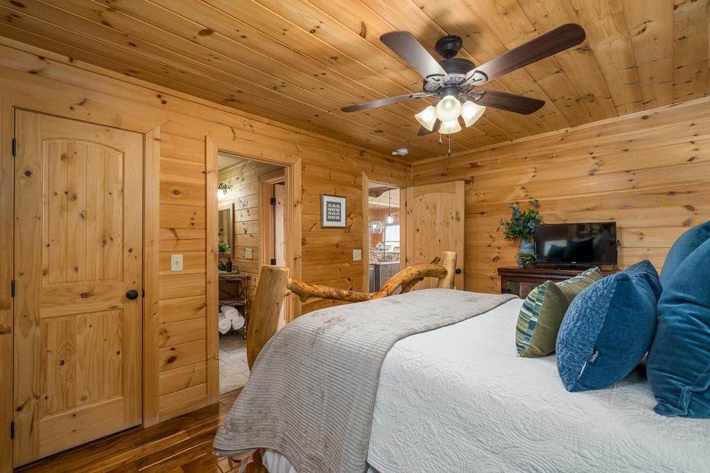 411 Ridge Trail, Blue Ridge GA 30513 - Photo