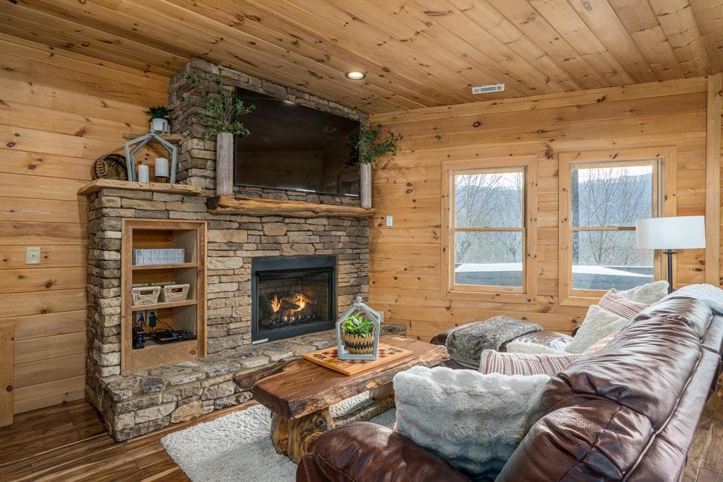 411 Ridge Trail, Blue Ridge GA 30513 - Photo