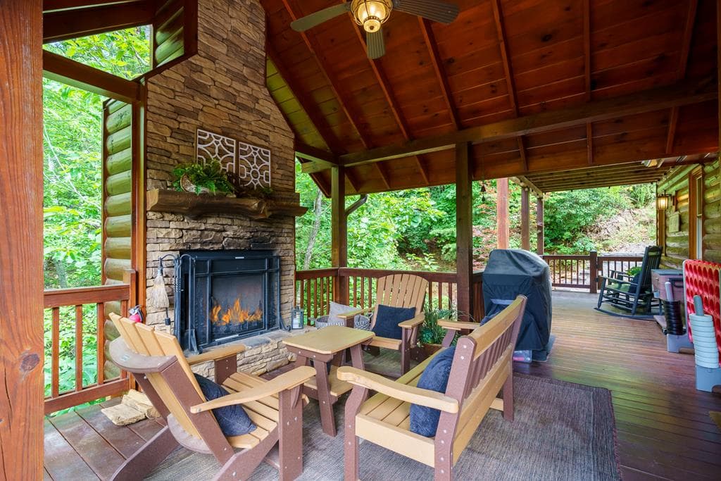 411 Ridge Trail, Blue Ridge GA 30513 - Photo