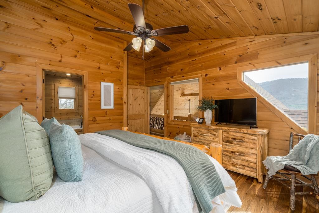 411 Ridge Trail, Blue Ridge GA 30513 - Photo