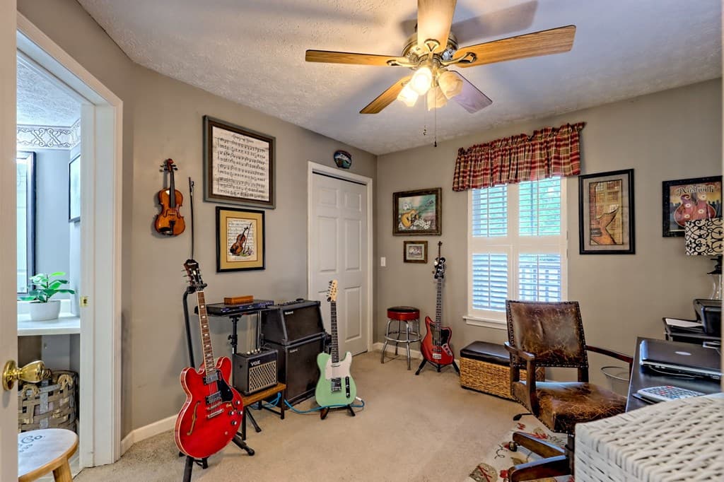 300 Ginger Creek Lane, Clayton GA 30525 - Photo