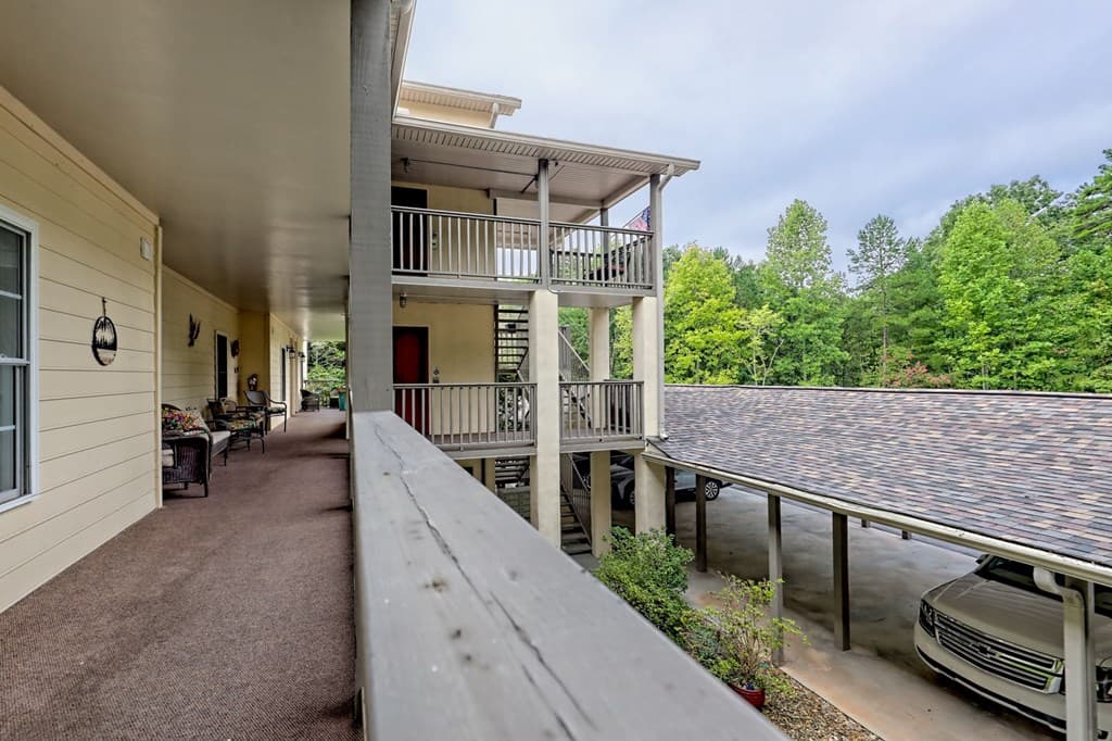 300 Ginger Creek Lane, Clayton GA 30525 - Photo